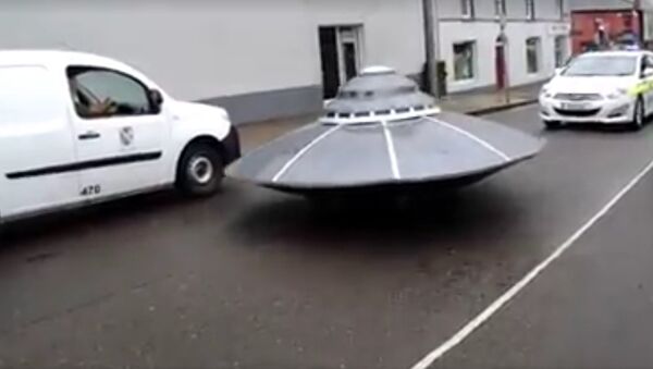 アイルランド警察と「UFO」の追走劇（動画） - Sputnik 日本
