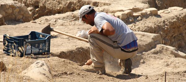 中国東部で５千年前の「巨人」の遺体が発見【動画】 - Sputnik 日本