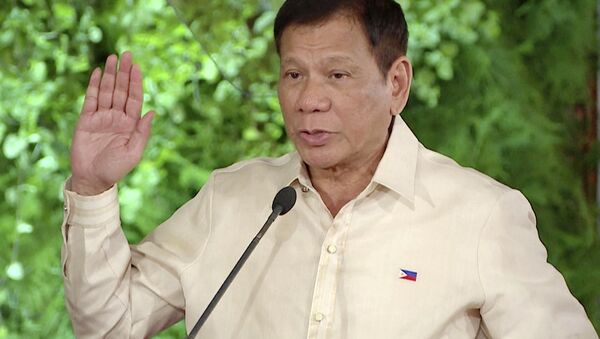 フィリピン大統領、冒涜的な言葉を使わないと神に誓う - Sputnik 日本