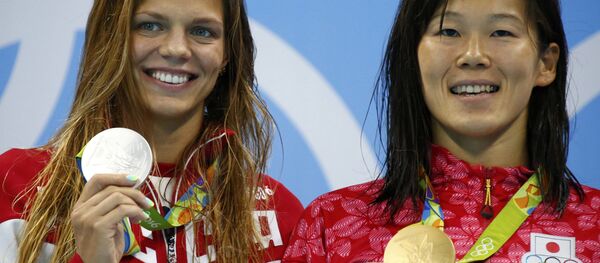 金藤理絵氏とユリア・エフィモワ氏 - Sputnik 日本