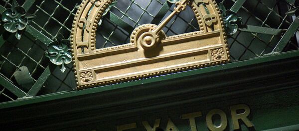 エレベーター エレベーター - Sputnik 日本