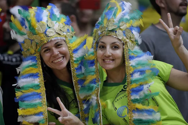 ブラジル代表団のファンたち、バレーボールで ブラジル代表団のファンたち、バレーボールで - Sputnik 日本