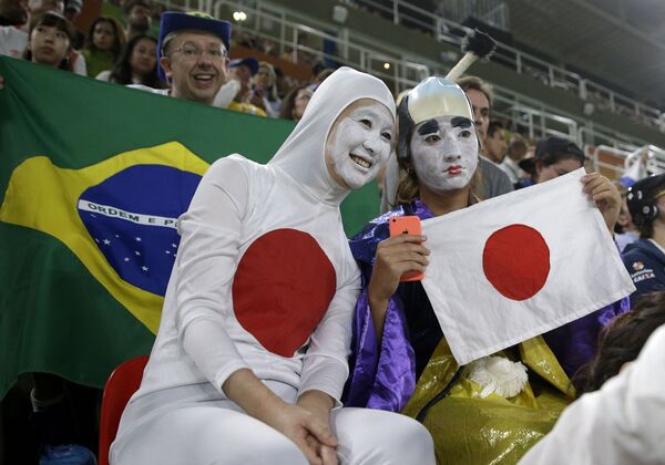 体操競技を応援する日本人たち - Sputnik 日本