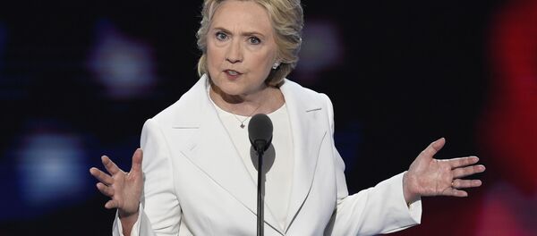 医者、クリントン氏に恐ろしい診断を下す 医者、クリントン氏に恐ろしい診断を下す - Sputnik 日本