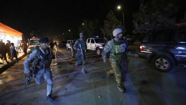 アフガにスタンのカブールにあるアメリカン大学に戦闘員が押し入り銃撃戦 - Sputnik 日本