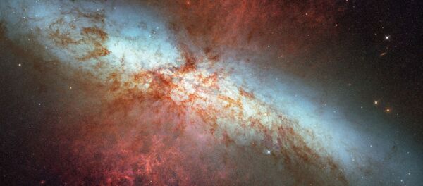 天体物理学者 70億年かけて地球に到達した宇宙からの信号をキャッチ 天体物理学者 70億年かけて地球に到達した宇宙からの信号をキャッチ - Sputnik 日本