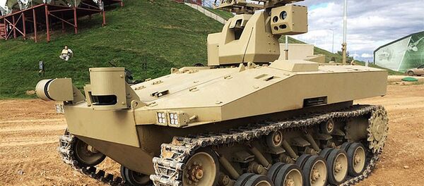 新型軍用キャタピラロボット「ソラトニク」 - Sputnik 日本