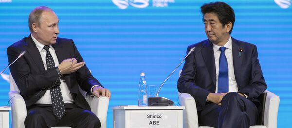 安倍首相 ウラジオで年1回会談するようプーチン大統領に提案 安倍首相 ウラジオで年1回会談するようプーチン大統領に提案 - Sputnik 日本