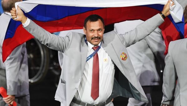 パラ開幕式にロシア国旗を掲げた選手をベラルーシ外務省が「男らしい行為」 - Sputnik 日本