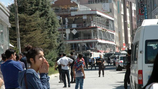 トルコ東部ヴァン市、市役所付近で大爆発 - Sputnik 日本