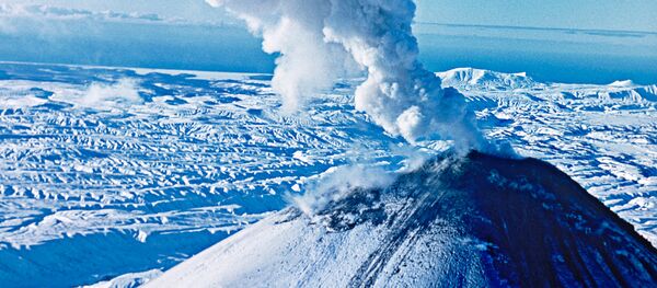 クリュチェフスキイ火山 クリュチェフスキイ火山 - Sputnik 日本