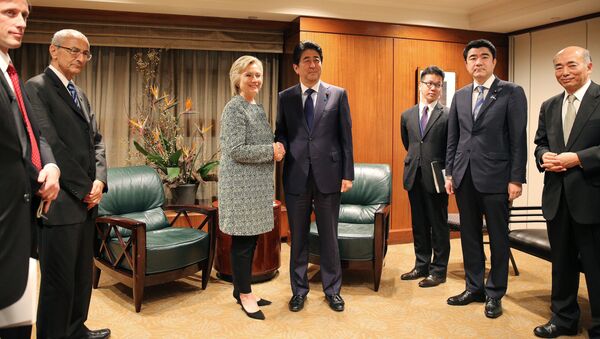 クリントン氏　安倍首相との会談でTPPに反対の考えを伝える - Sputnik 日本