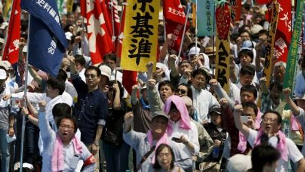東京でのメーデーに軍国主義化反対を掲げ２万８千人が集まる - Sputnik 日本