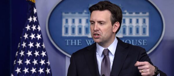 アーネスト米報道官、スノーデン氏恩赦の可能性にコメント アーネスト米報道官、スノーデン氏恩赦の可能性にコメント - Sputnik 日本