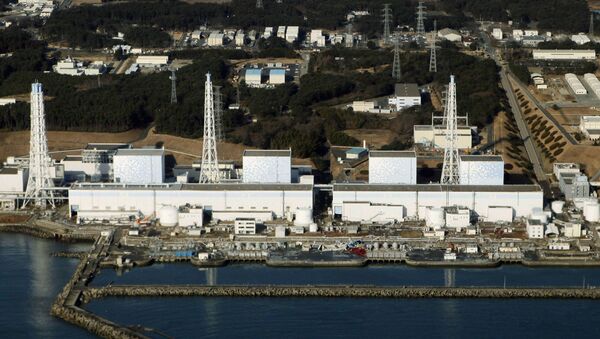 Вид сверху на разрушенную АЭС Фукусима-1 - Sputnik 日本