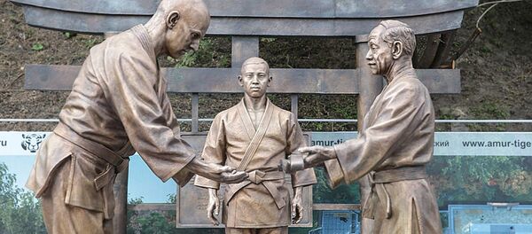 ウラジオストクに柔道の創始者記念碑オープン - Sputnik 日本