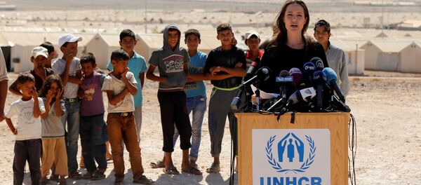 結婚対政治的野心。ジョリー氏は子供たちとシリアに行きたかった? 結婚対政治的野心。ジョリー氏は子供たちとシリアに行きたかった? - Sputnik 日本