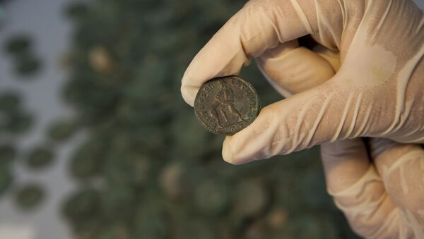 沖縄で古代ローマ帝国の銅貨発見か - Sputnik 日本