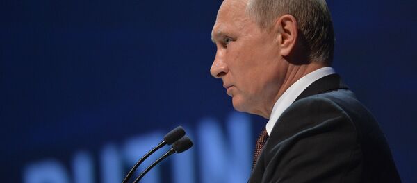 プーチン大統領、原油採掘制限の決定にロシアも迎合の構え - Sputnik 日本