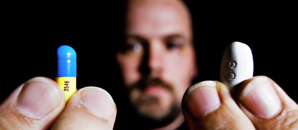 オランダの学生、科学のために薬物を試す - Sputnik 日本