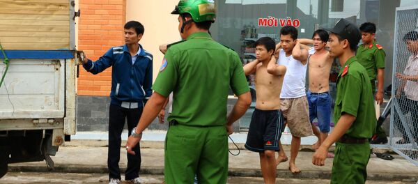 500人以上の麻薬中毒者がベトナムのリハビリセンターから逃亡 - Sputnik 日本