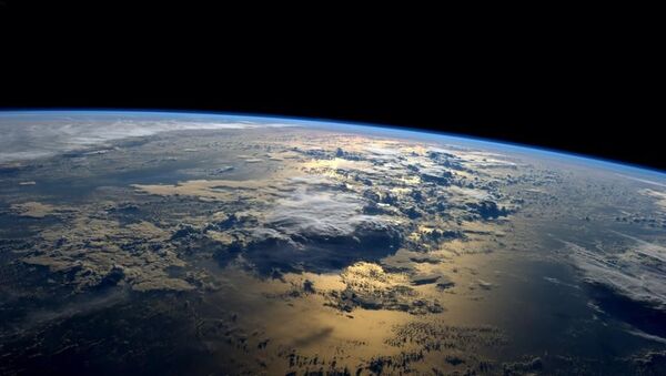 Восход солнца над океаном с борта МКС - Sputnik 日本
