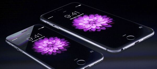 アップル、柔軟性のあるiPhoneの特許を取得 アップル、柔軟性のあるiPhoneの特許を取得 - Sputnik 日本