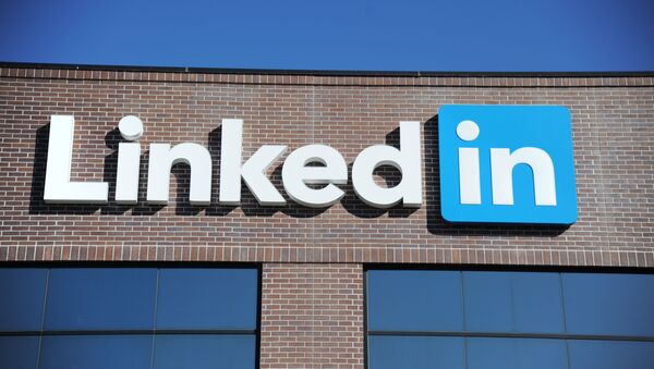 LinkedIn - Sputnik 日本