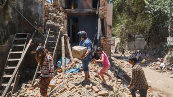 ネパール地震　救助活動をめぐり明らかになるスキャンダルの数々 - Sputnik 日本