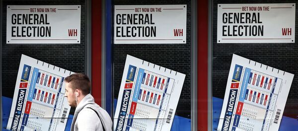 英議会選、保守優勢 - Sputnik 日本