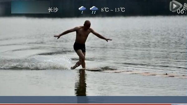 臆病者には向いてない水上歩行 - Sputnik 日本