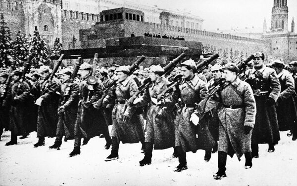 1941年11月7日、赤の広場での軍事パレード - Sputnik 日本