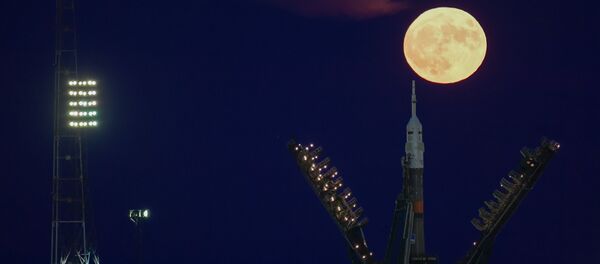 「月」観光旅行 5-6年後にはロシアの宇宙船「ソユーズ」でどうぞ 「月」観光旅行 5-6年後にはロシアの宇宙船「ソユーズ」でどうぞ - Sputnik 日本