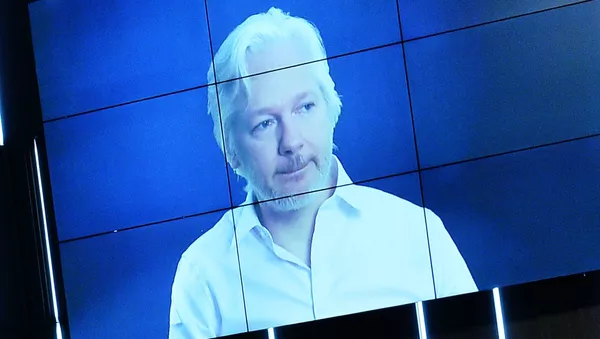 アサンジ氏