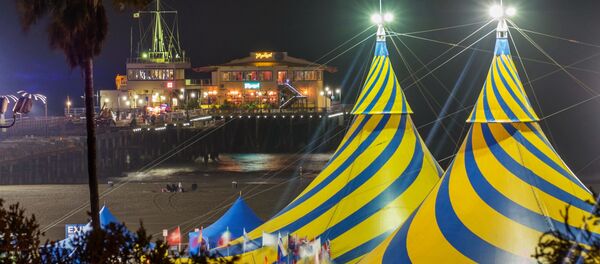 シルク・ドゥ・ソレイユ、豪州公演で高所から女芸人が落下 - Sputnik 日本