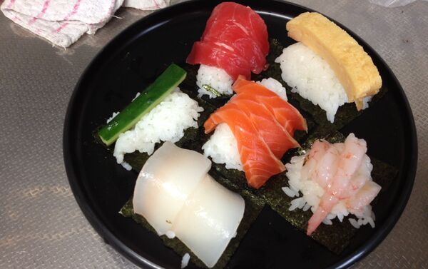 アーシャが作ってみた失敗のお寿司・・・ごめんなさい! (T^T) アーシャが作ってみた失敗のお寿司・・・ごめんなさい! (T^T) - Sputnik 日本