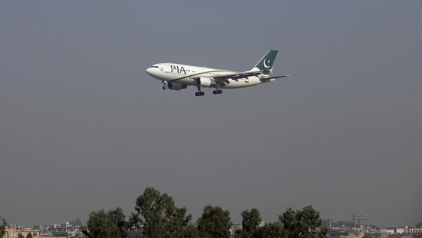 ４７人を乗せた航空機　パキスタンのハヴェリアン近郊に墜落 - Sputnik 日本