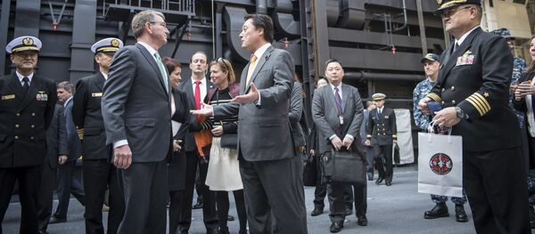 アシュトン米国防長官はなぜ護衛艦「いずも」を視察したのか? アシュトン米国防長官はなぜ護衛艦「いずも」を視察したのか? - Sputnik 日本