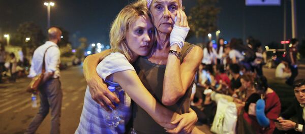 ２９人の命を奪ったイスタンブールでのテロ　カメラが捉えていた - Sputnik 日本