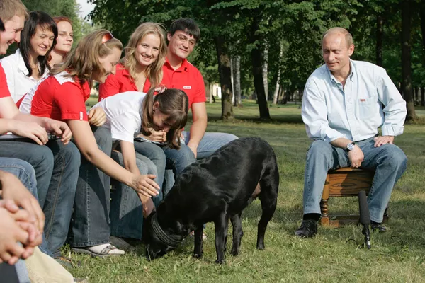 犬好きなプーチン大統領 犬好きなプーチン大統領 - Sputnik 日本