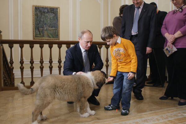 犬好きなプーチン大統領 - Sputnik 日本