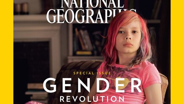 米ナショナルジオグラフィック誌の表紙を初めて飾るトランスジェンダーの少女 - Sputnik 日本