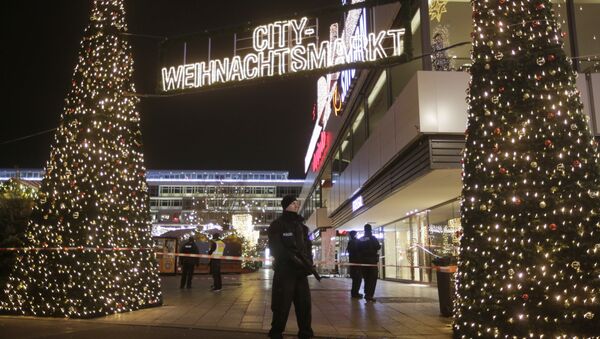 ベルリン・クリスマスマーケットテロの容疑者、事件の直前に送信したメッセージが掲げたー雑誌 - Sputnik 日本