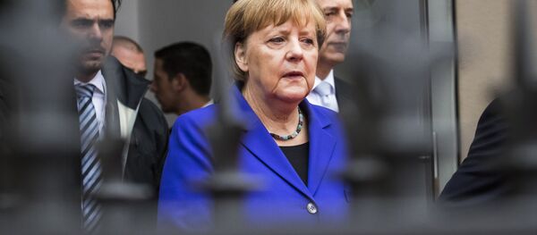 メルケル首相、ベルリンでのトラック突入事件に衝撃 - Sputnik 日本