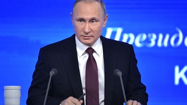 プーチン大統領、米国民はトランプ氏の合法性の破壊を望んでいる - Sputnik 日本