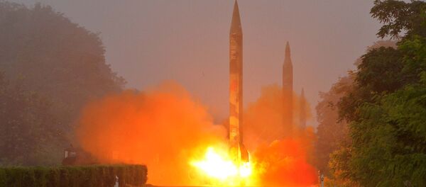 北朝鮮　トランプ政権の出方を探るため大陸間弾道ミサイル実験を実施 - Sputnik 日本