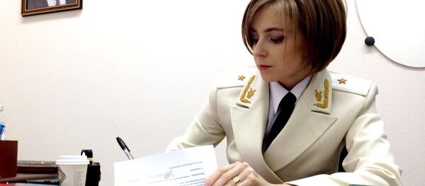 ナタリヤ・ポクロンスカヤ氏 制服姿の写真を披露する ナタリヤ・ポクロンスカヤ氏 制服姿の写真を披露する - Sputnik 日本