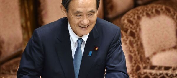 Секретарь правительства Японии Есихидэ Суга в Токио - Sputnik 日本