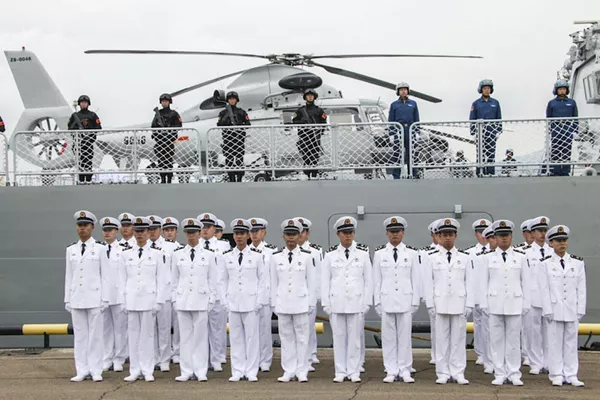 中国海軍の軍人たち、演習開幕に際して 中国海軍の軍人たち、演習開幕に際して - Sputnik 日本