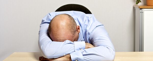 寝ている労働者 寝ている労働者 - Sputnik 日本